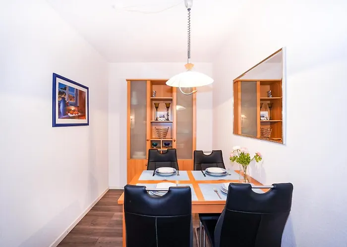 Marina45, 格洛米茨