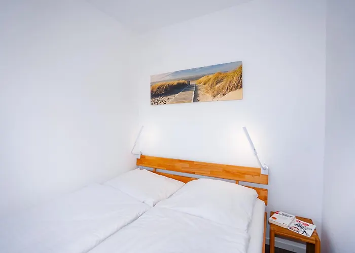 Marina45, 格洛米茨